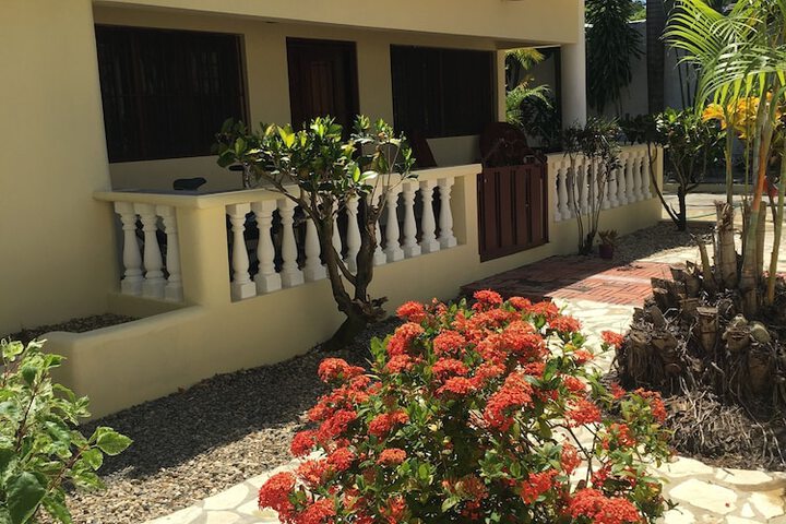 Property Grounds 24 of 29