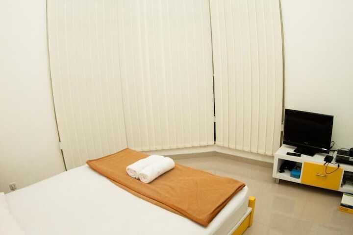 Room 18 of 44