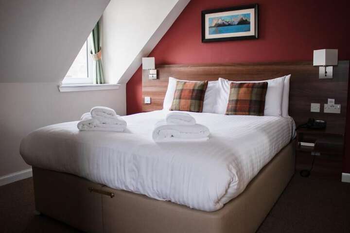 Room 15 of 39