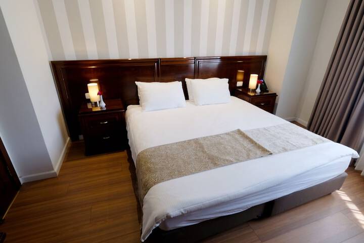 Room 18 of 53