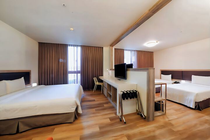 Room 56 of 155