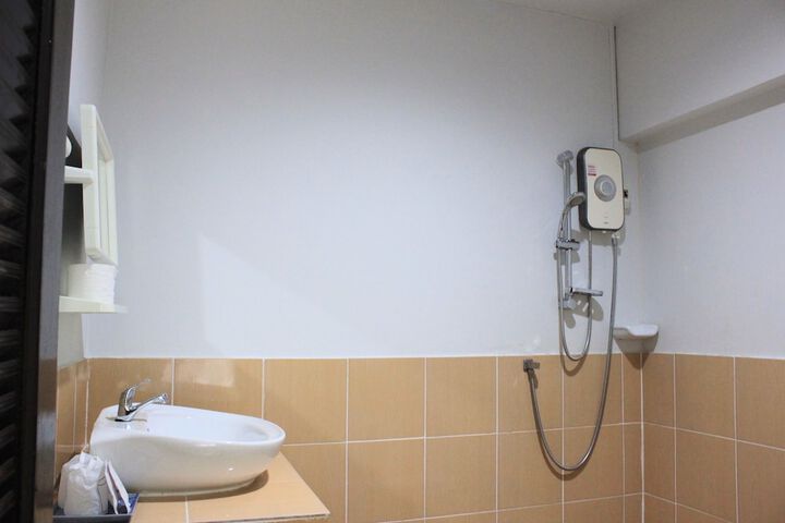 Room 82 of 112