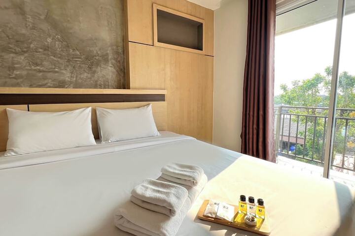 Room 30 of 46