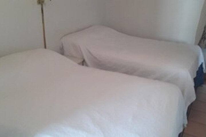 Room 73 of 204