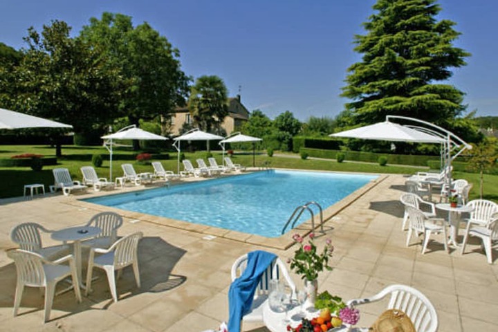 Pool 13 of 30