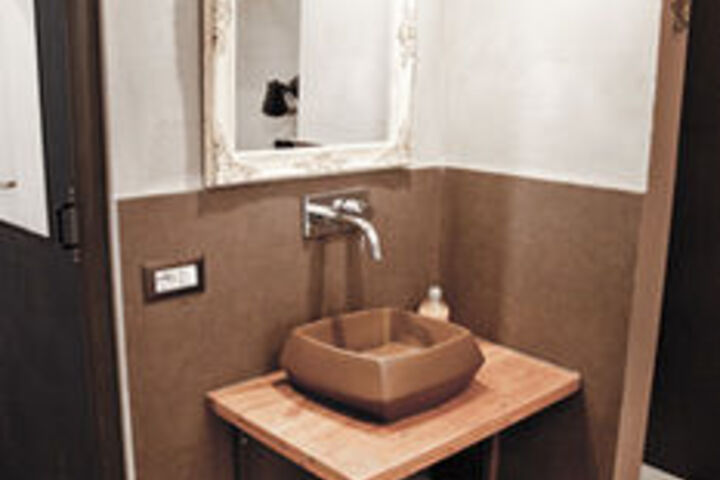 Room 13 of 45