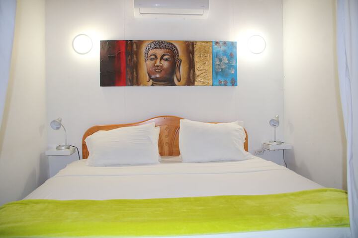 Room 10 of 69