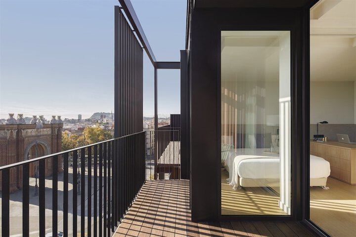 Terrace/Patio 18 of 36