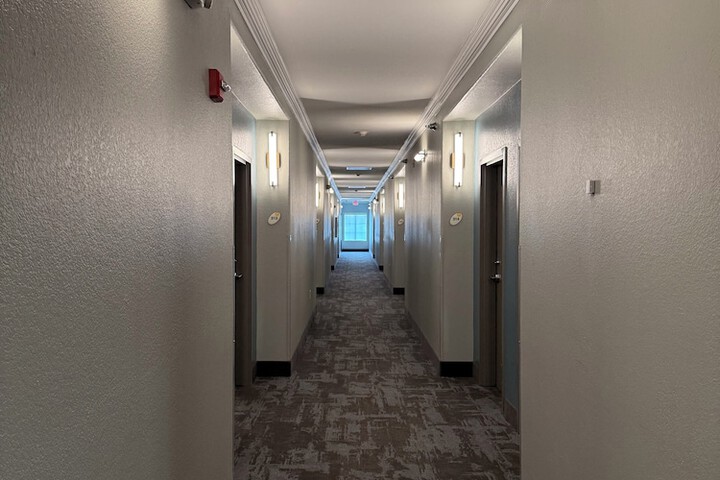 Ballroom/Hall 43 of 46