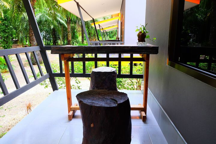 Terrace/Patio 5 of 25