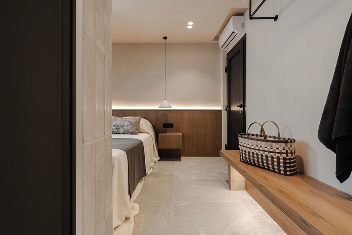 Room 150 of 260