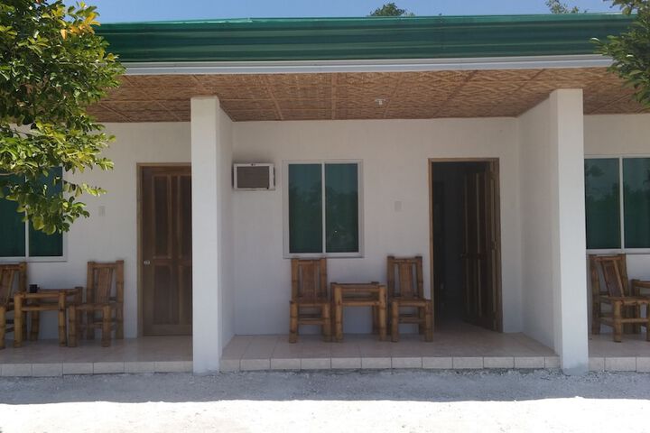Room 8 of 70