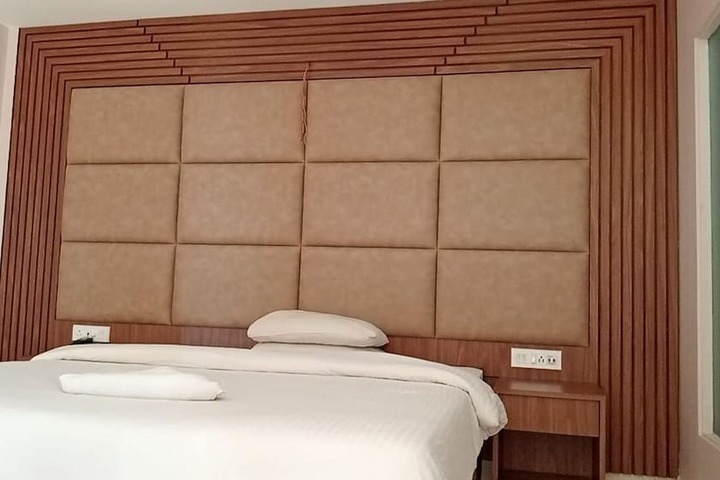 Room 44 of 81