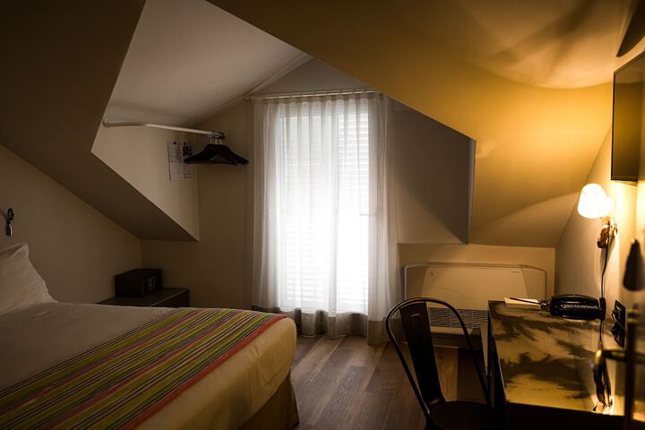 Room 11 of 62