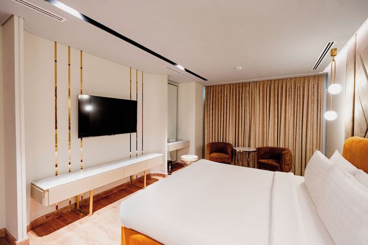 Room 29 of 93