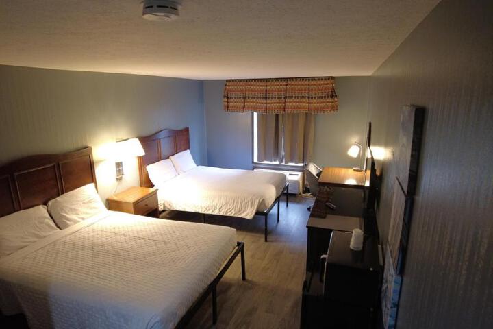 Deluxe 2 Double Beds (7 of 8)