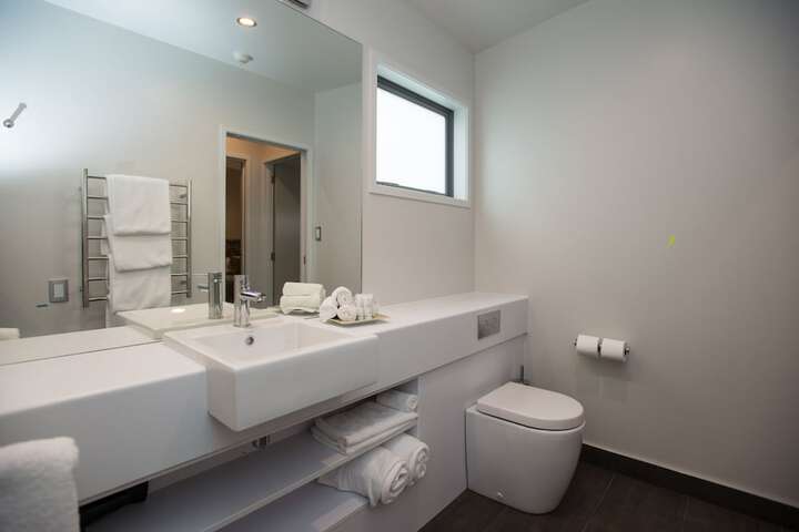 Room 16 of 31