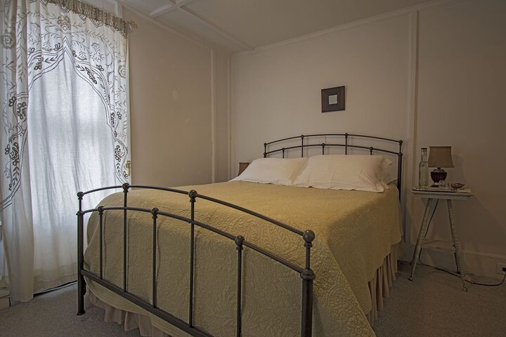 Room 15 of 52
