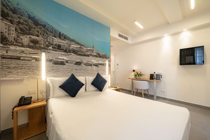 Room 10 of 87