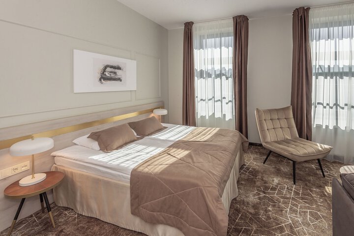 Room 15 of 45