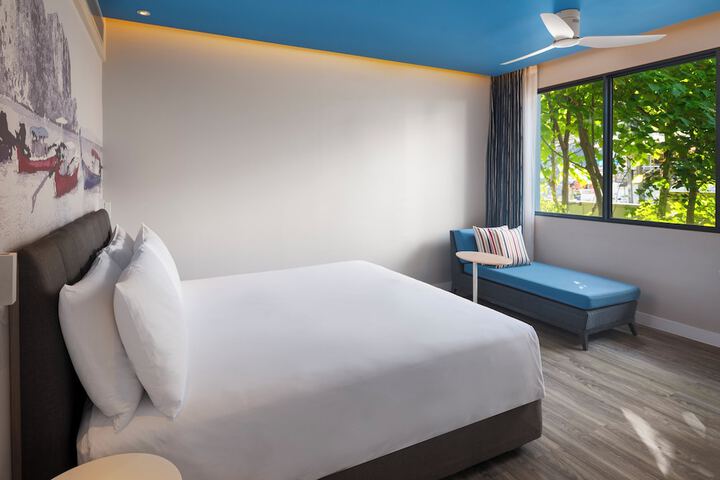 Room 45 of 175