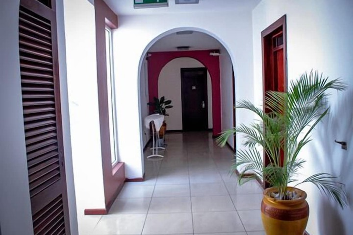 Ballroom/Hall 29 of 36