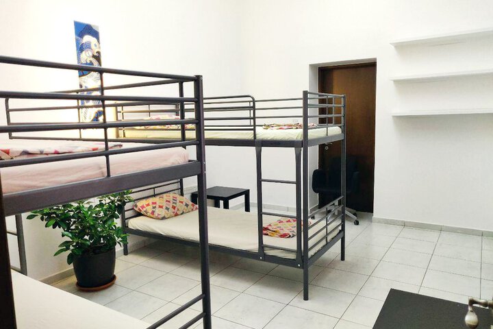 Room 14 of 20