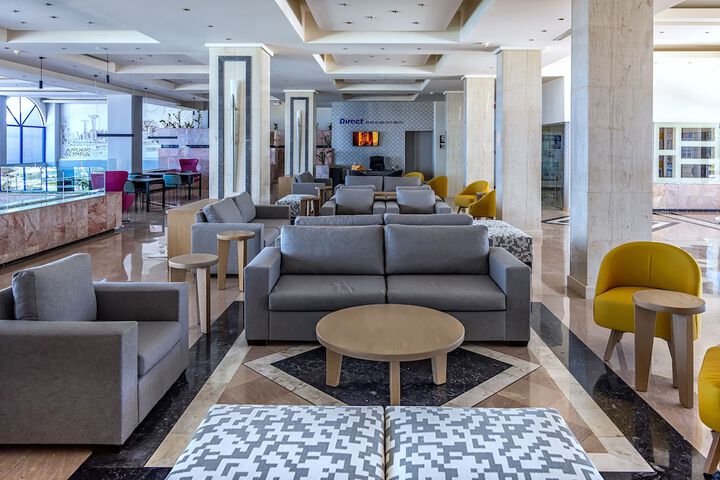 Lobby Photos