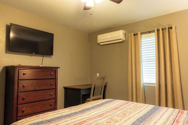 Room 304 of 917