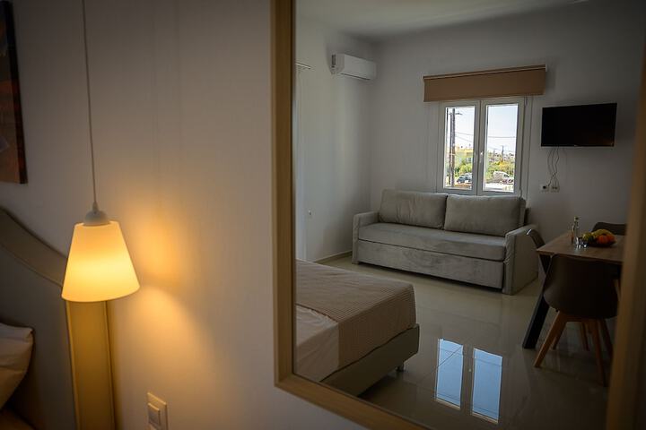 Room 45 of 77