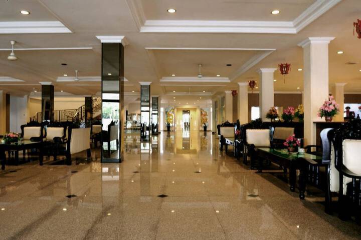 Hotel Interior 2 of 32