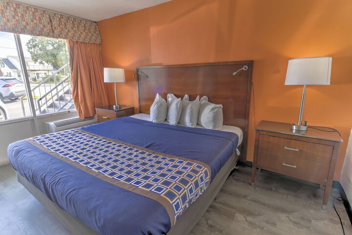 Renovated Standard King Bed (2 of 15)