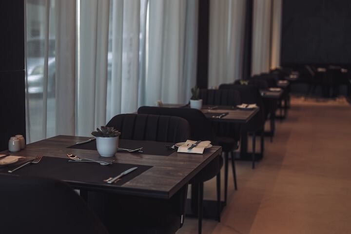 Dining 95 of 127