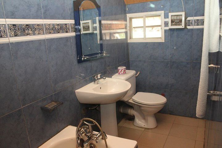 Room 15 of 28
