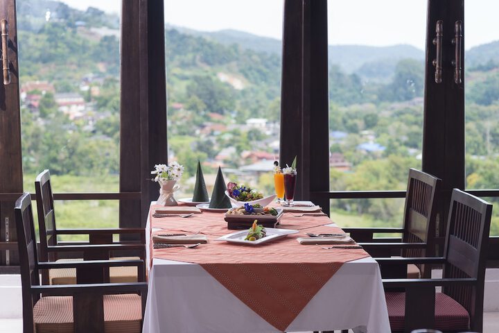 Dining 121 of 159