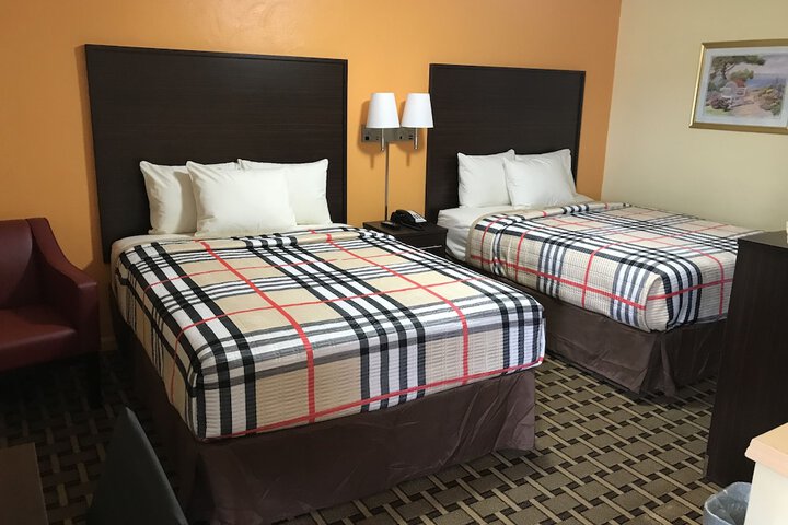 Room 15 of 39