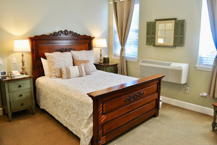 Room 4 of 41