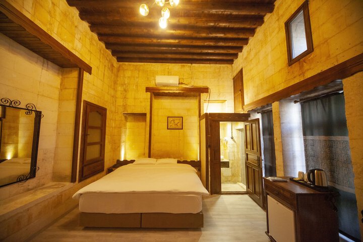 Room 5 of 44