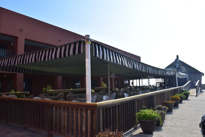 Dining Photos