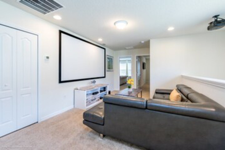 Room 44 of 160