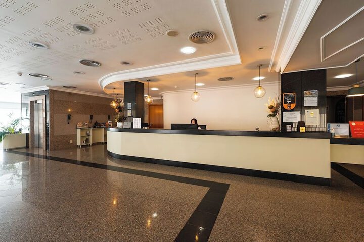 Hotel Interior 4 of 61