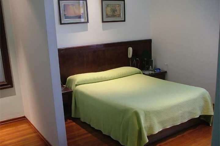 Room 46 of 110