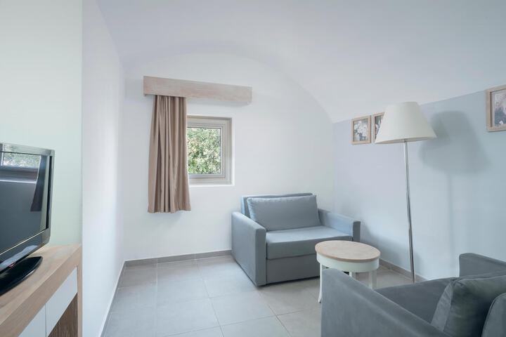 Room 20 of 121