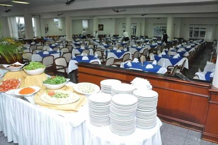 Dining 49 of 60
