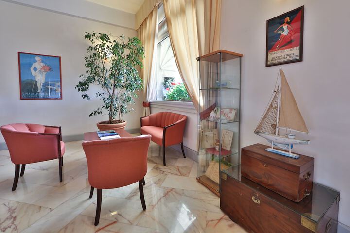 Guest Lobby