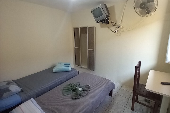 Room 19 of 41