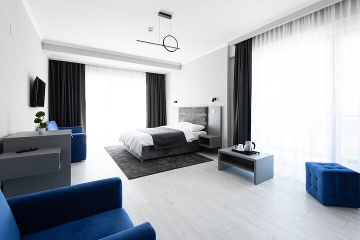 Room 25 of 59