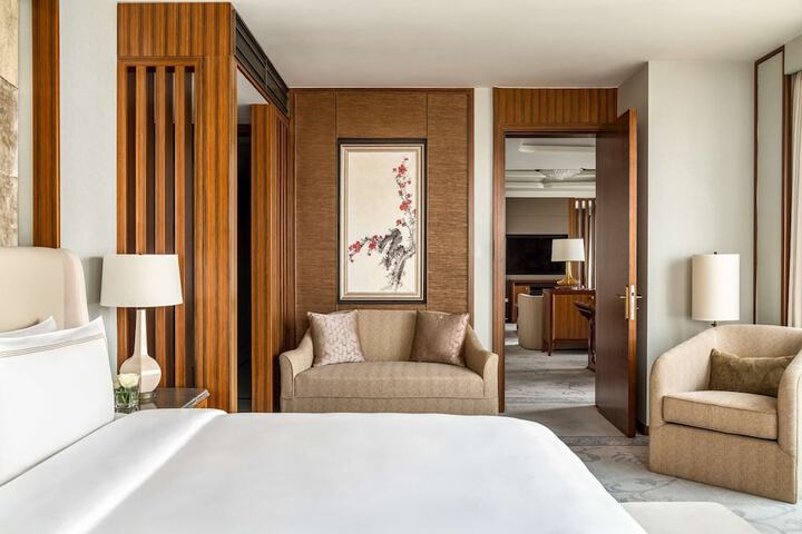 Room 18 of 75