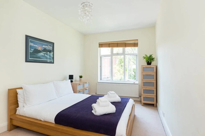 Room 5 of 22