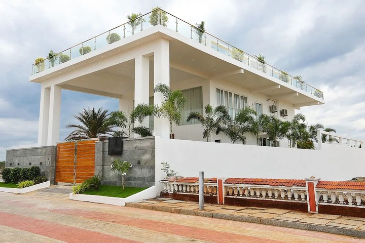 Dens Beach House